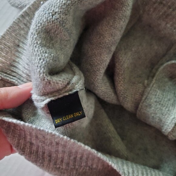 Liz Sport Lambs Wool Blend Grandpa Core Cardigan with Pockets - Picture 15 of 15